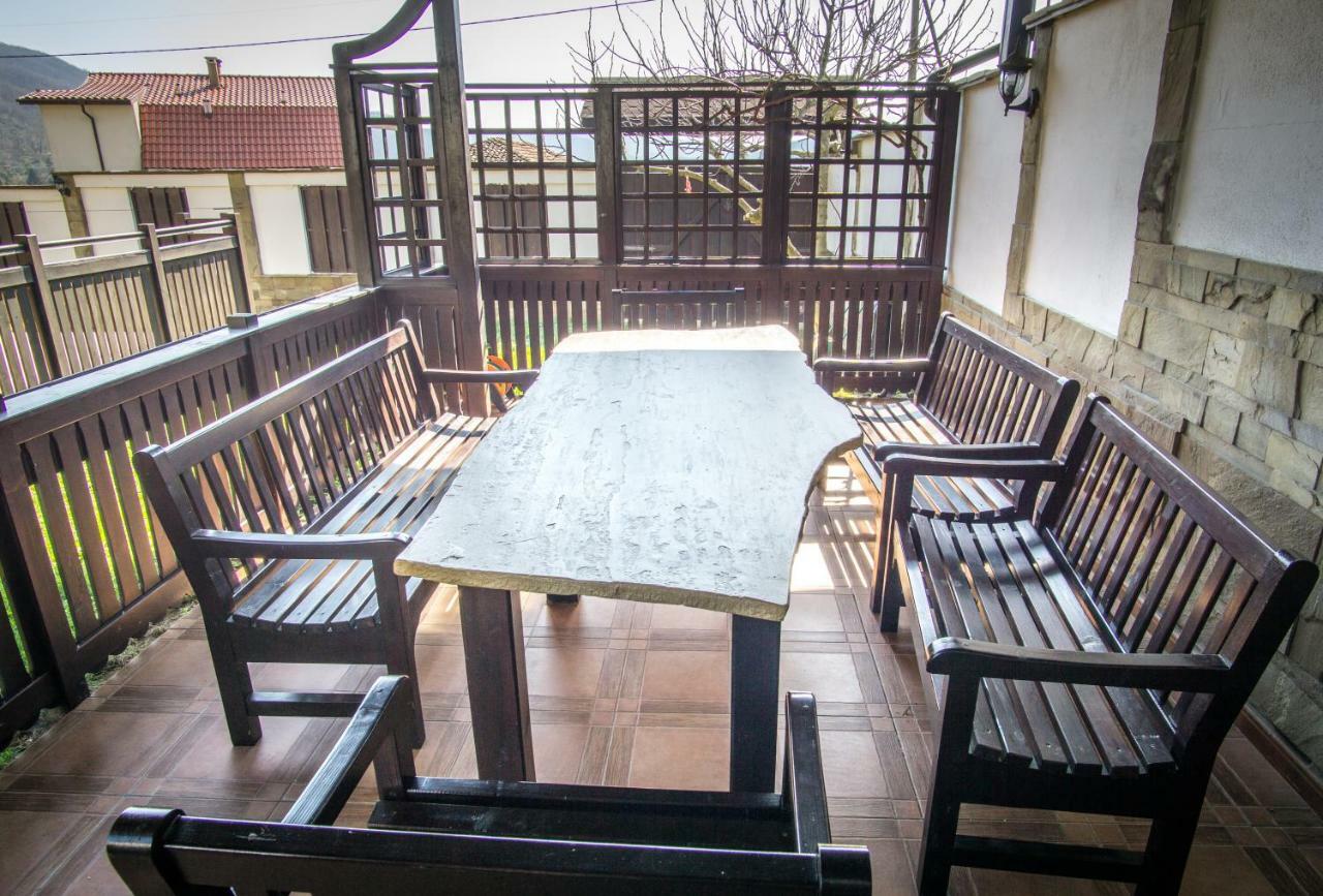 Villa Pri Shtarkela Brodilovo Exteriör bild