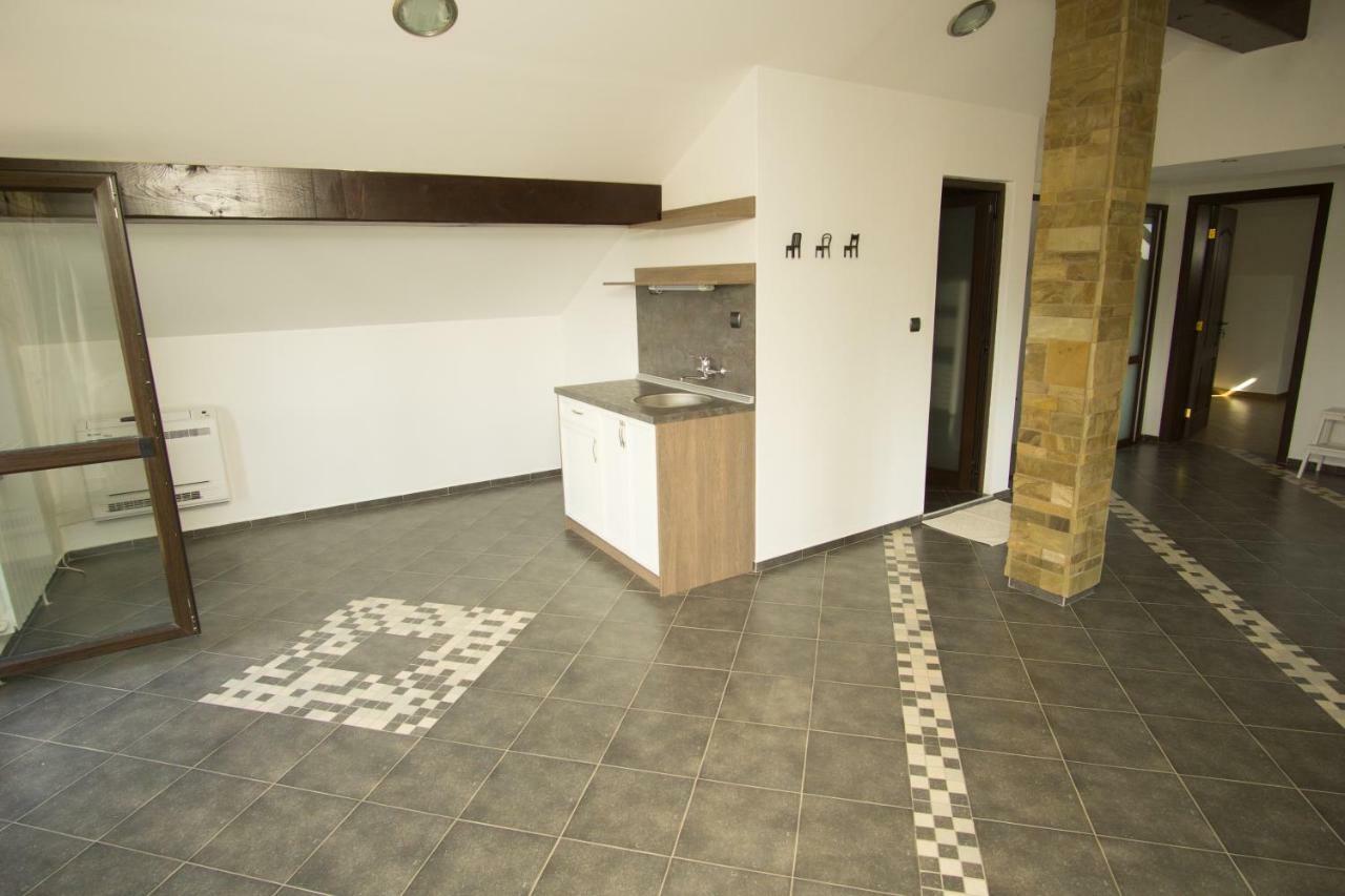 Villa Pri Shtarkela Brodilovo Exteriör bild