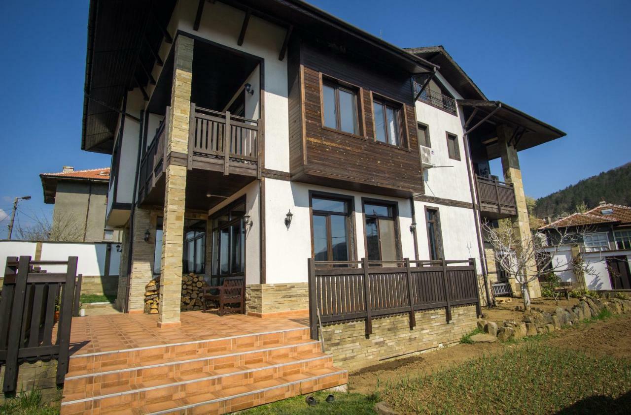 Villa Pri Shtarkela Brodilovo Exteriör bild