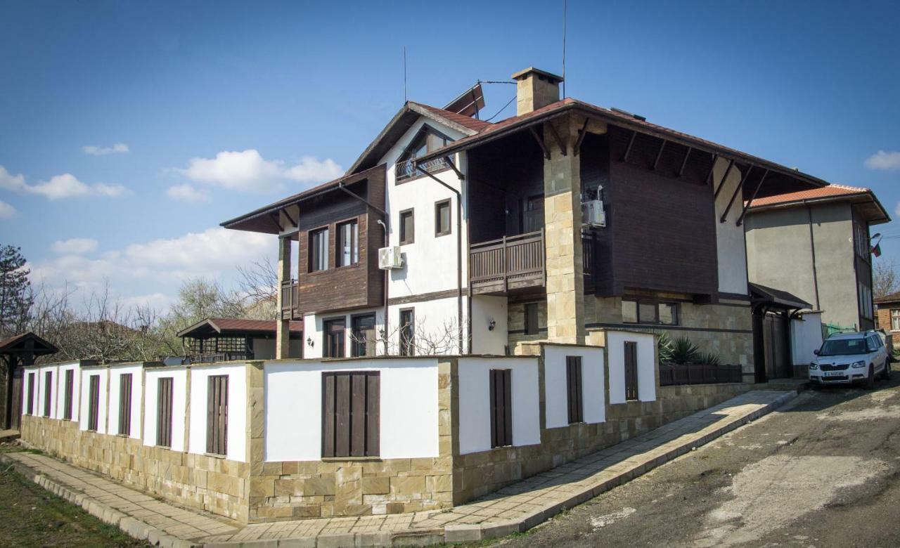 Villa Pri Shtarkela Brodilovo Exteriör bild