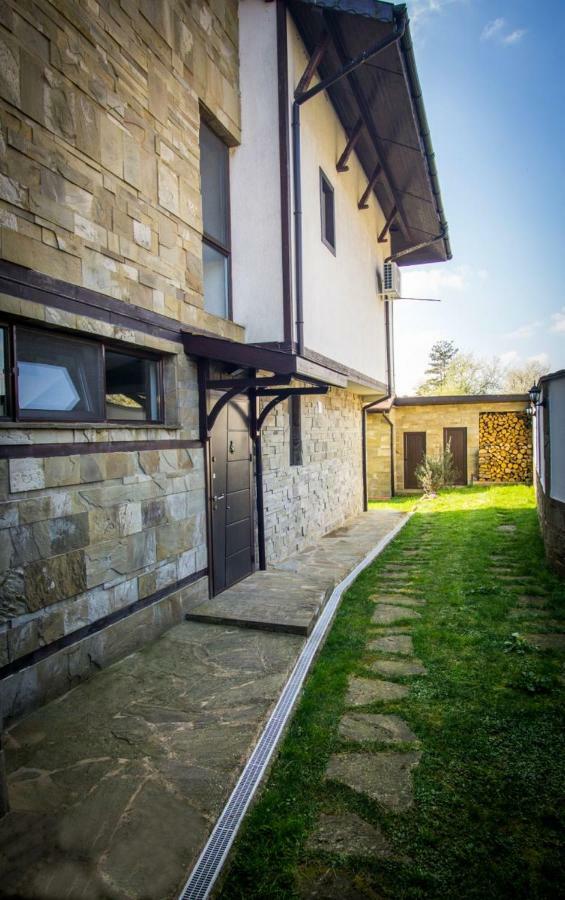 Villa Pri Shtarkela Brodilovo Exteriör bild
